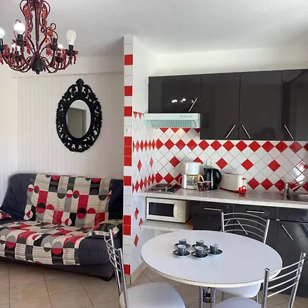 537 2 Pers Heliopolis E - Rez-de-chaussee *